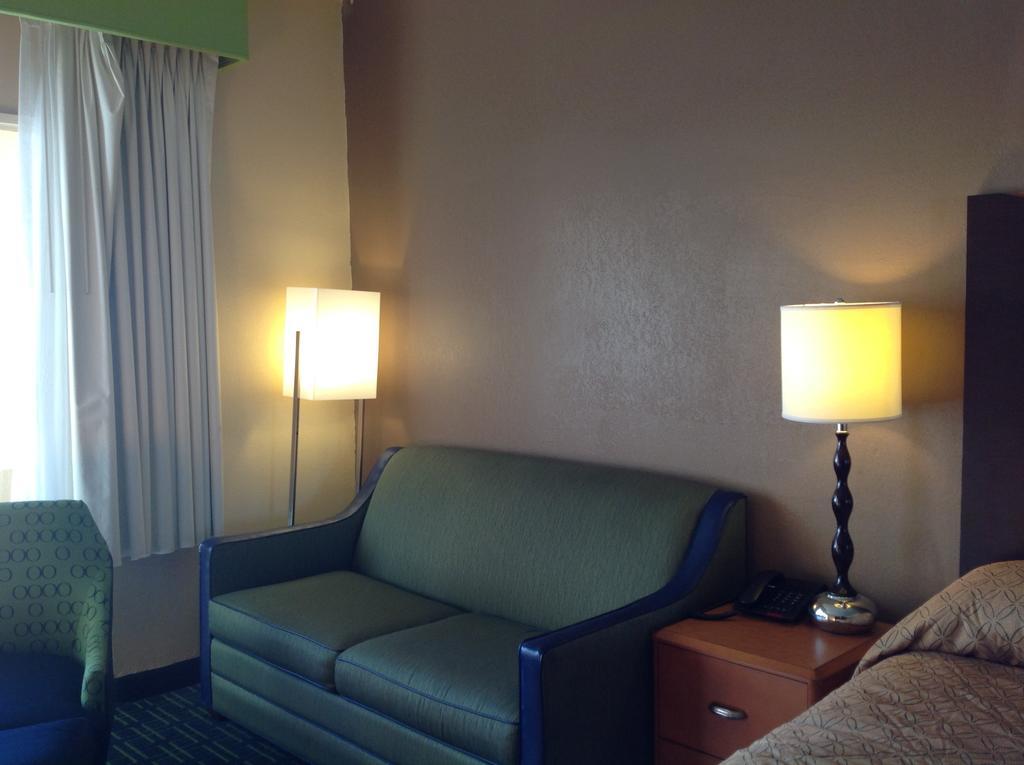 Diamond Inn & Suites ريتشموند المظهر الخارجي الصورة