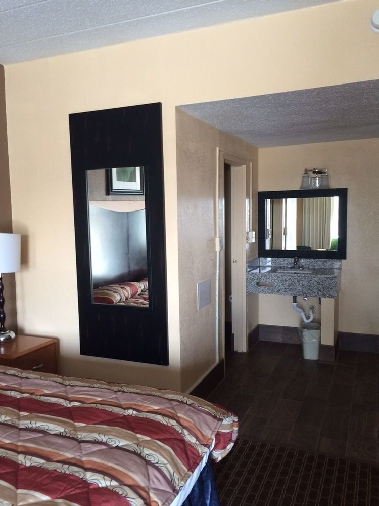 Diamond Inn & Suites ريتشموند المظهر الخارجي الصورة